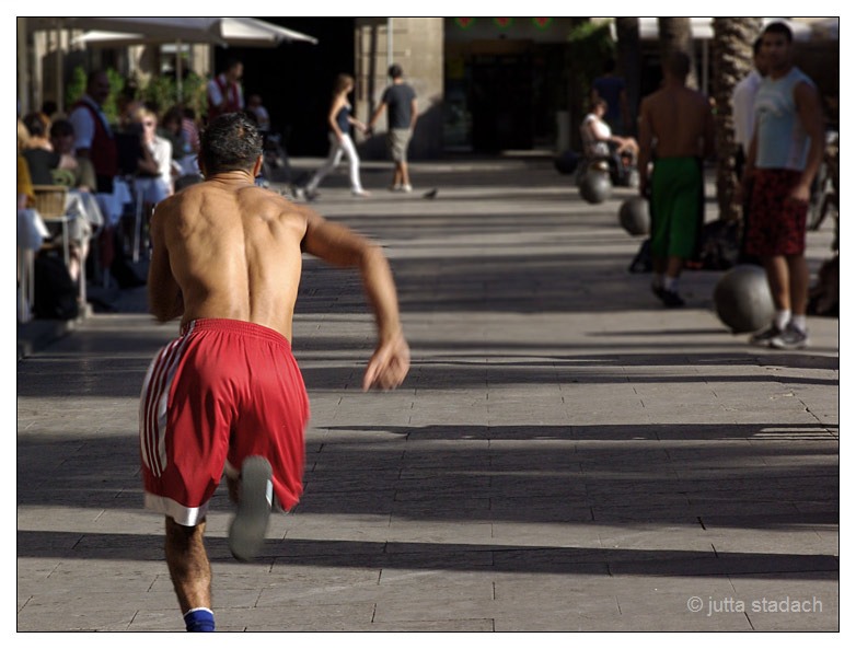 Barcelona Plaça Reial: Straßenkünstler in Aktion 